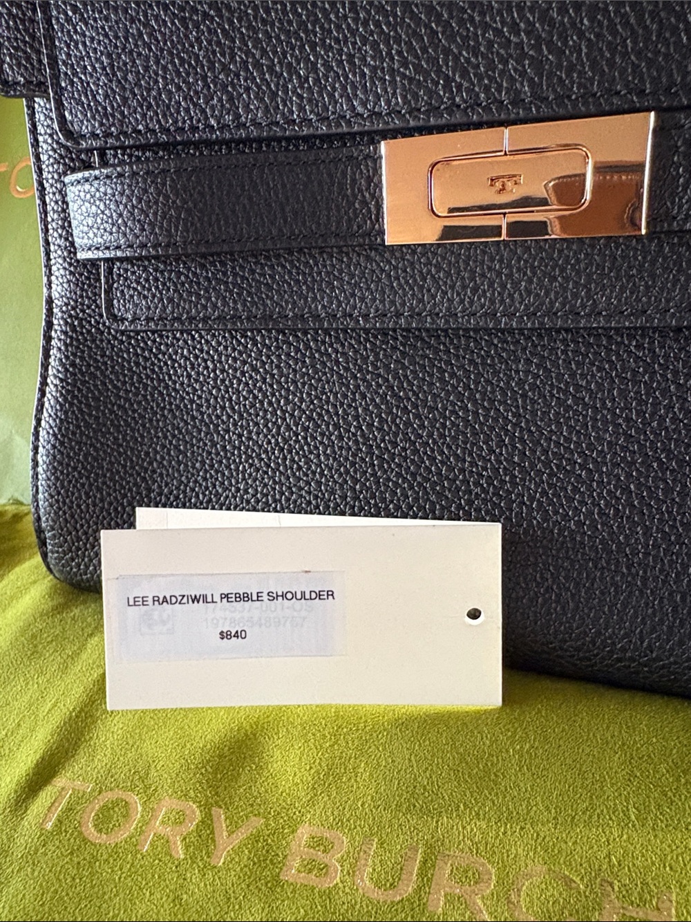 NWT Tory Burch Lee Radziwill Black Pebbled Leather Shoulder with Gold Hardware - Picture 6 of 13